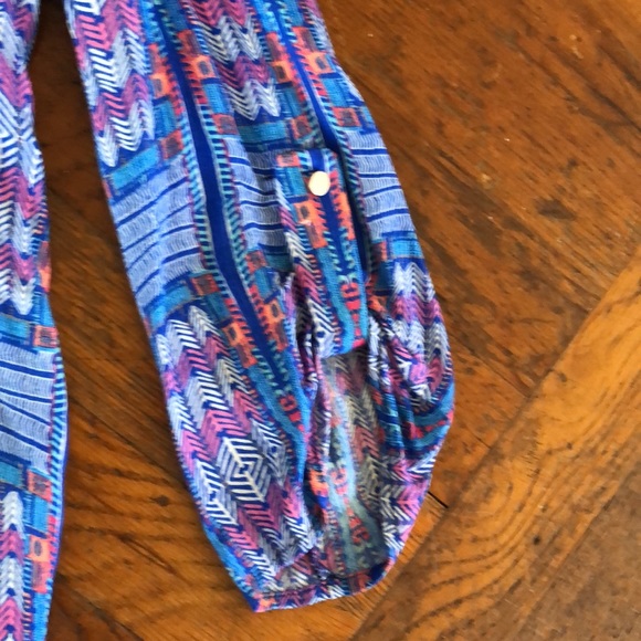 Cute printed blouse - Picture 2 of 3